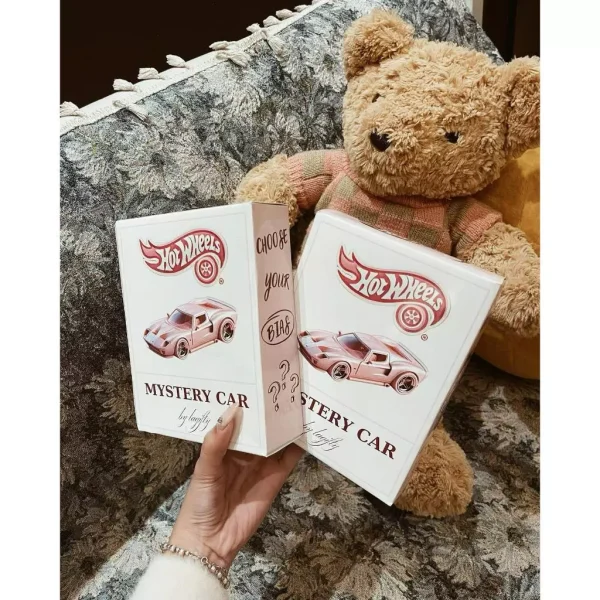 qua-tang-blind-box-hot-wheels